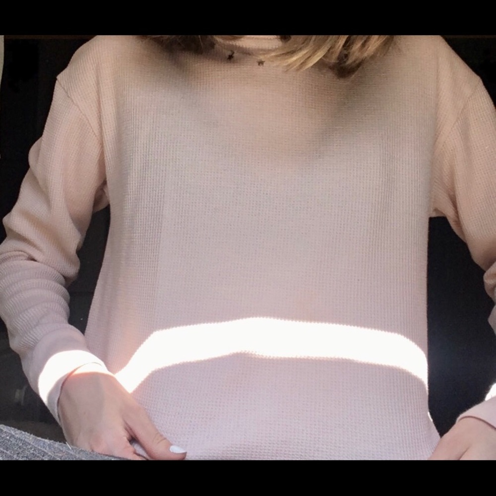 Long sleeve waffle tee.